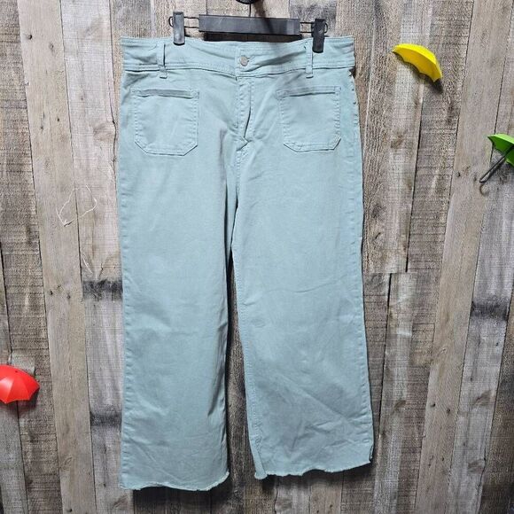 Mica Los Angeles Cropped Wide Leg Stretch Pant Mint Green - Picture 2 of 5